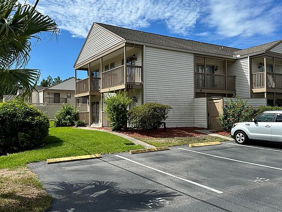 3rd image of 2300 TWELVE OAKS Drive #H5