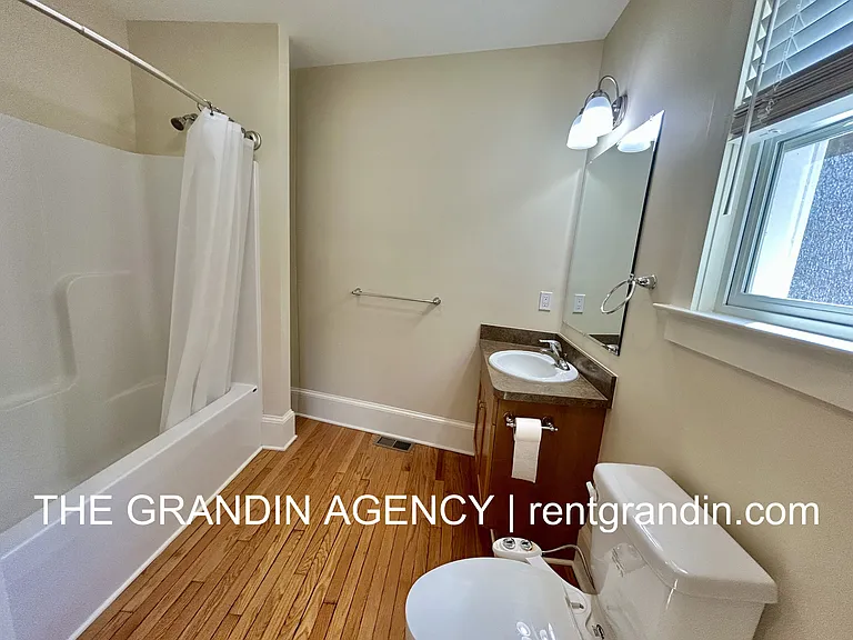 1518 Wautauga St SW — Photo 5