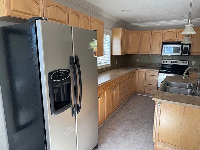 3 bed, 1485 sqft, $2,000 — Photo 4