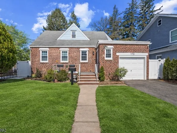170 Clinton Ave, New Milford Boro, NJ 07646