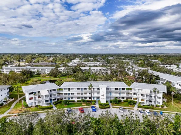 11201 80th Ave APT 209, Seminole, FL 33772
