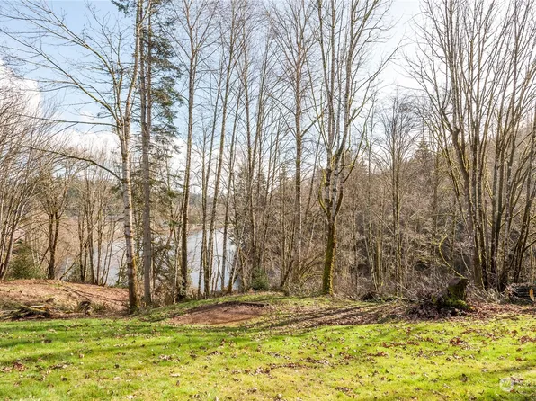 122 Surfview Drive, Kelso, WA 98626