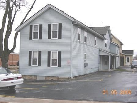 1st image of 70 E Wisconsin St APT 6