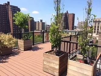 Rented by R New York