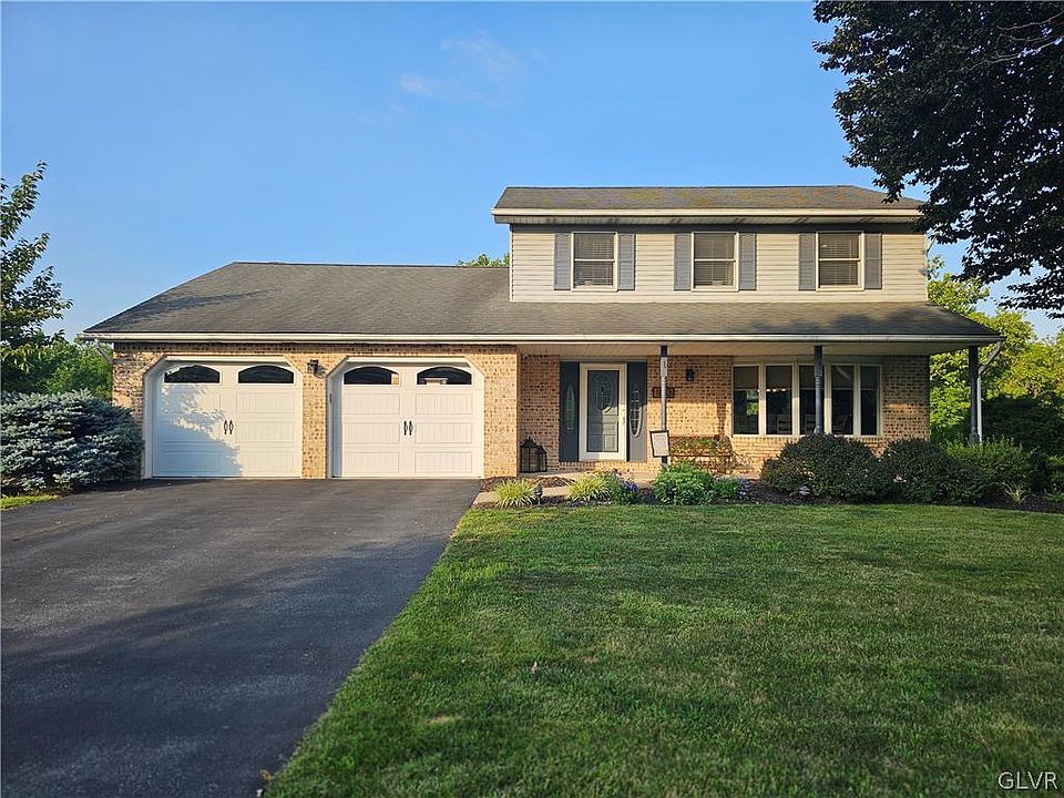 1st image of 1813 Willow Dr