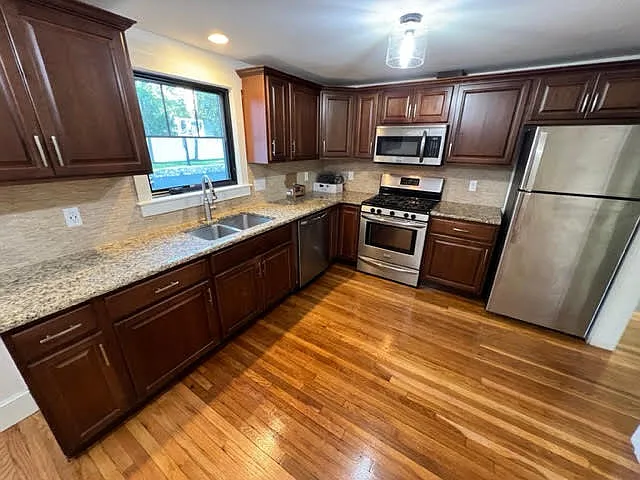 769 Watertown St #769 — Photo 5