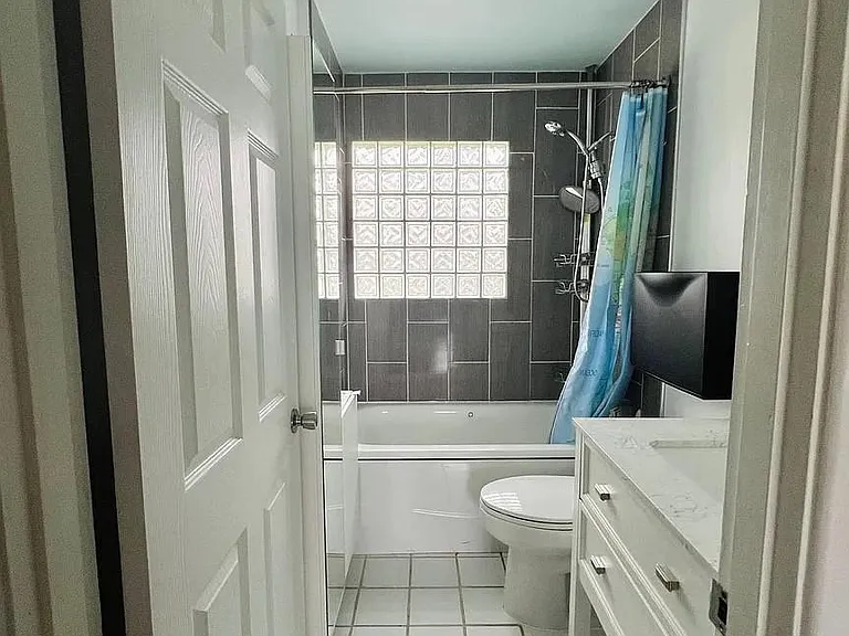 2203 N Plains Ave — Photo 15