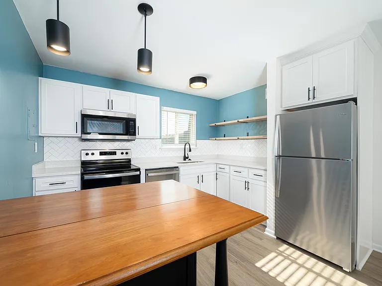 Ocean Air Apartments — Photo 35