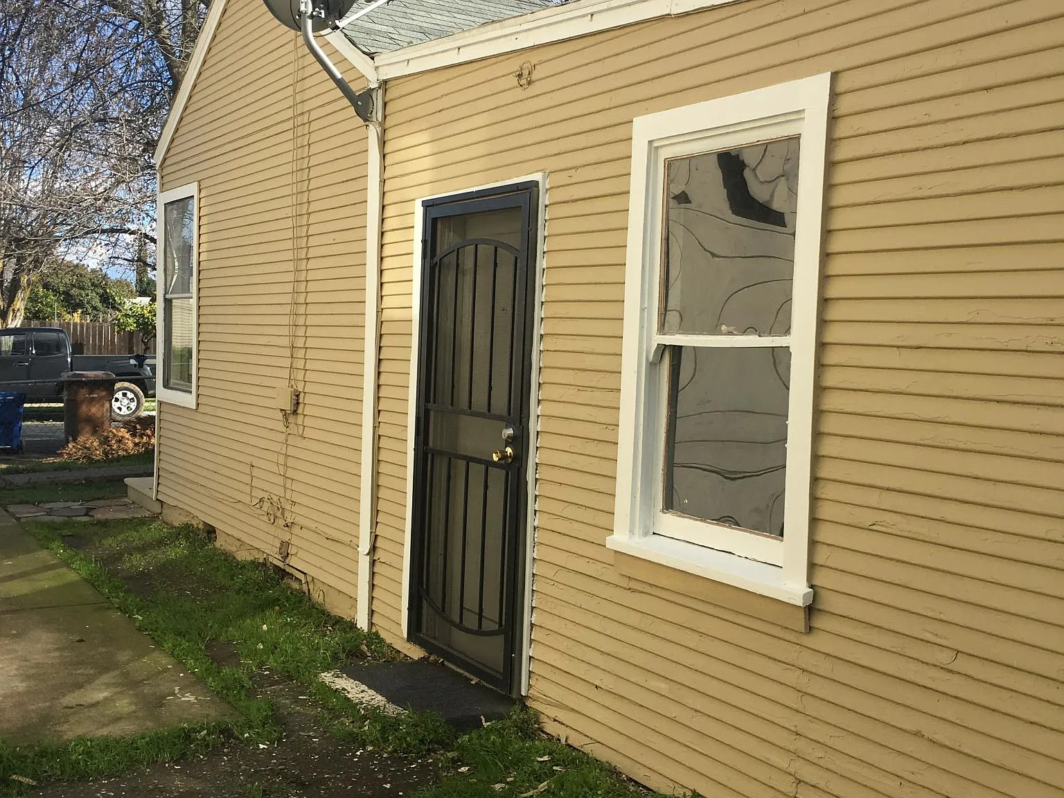 2 bed, 850 sqft, $2,350 — Photo 3