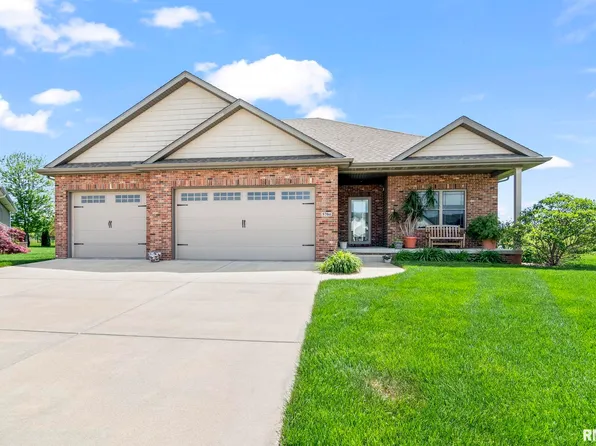 5704 Kelley Point Dr, Springfield, IL 62711