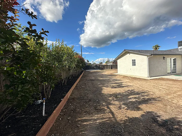 13000 Lorenzo Ct — Photo 40