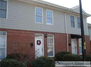 107 Ellington Oaks Ct, Raleigh, NC 27603