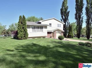 6208 N 75th St, Omaha, NE 68134