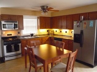 312 Tia Juana Dr, Lakemoor, IL 60051