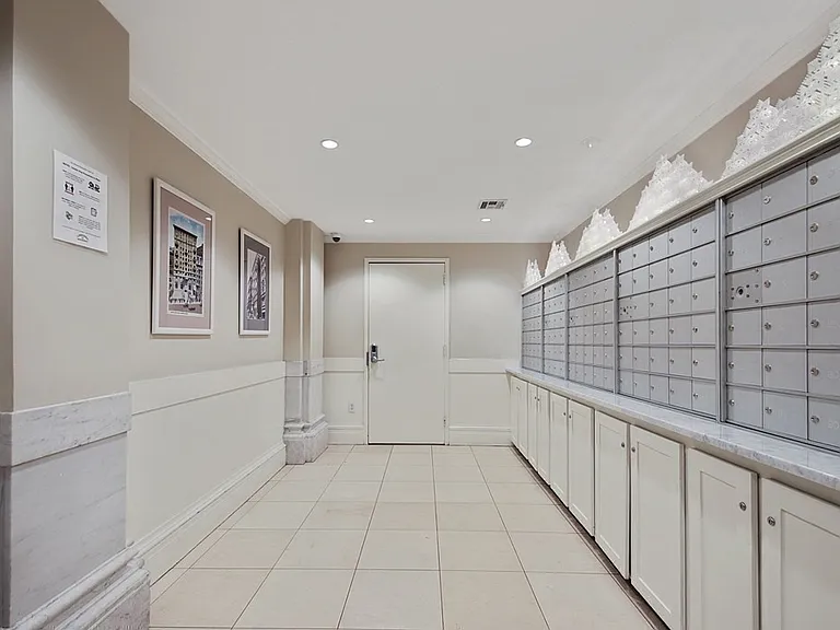 21 Beacon St #7L — Photo 6