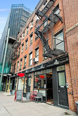 Rented by Compass | media 11