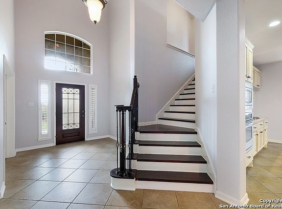 4th image of 2015 Cactus Cir
