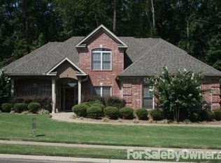 4715 Augusta Dr, Benton, AR 72019