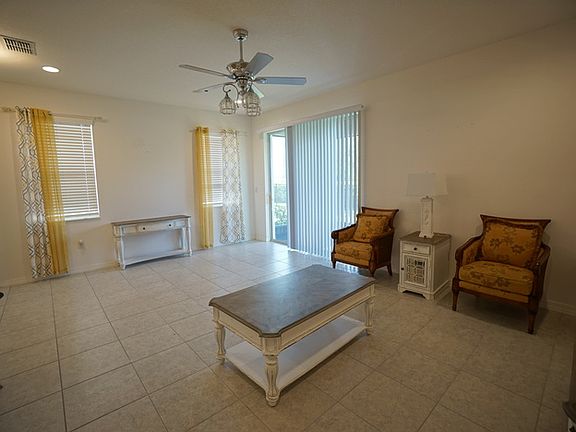 4th image of 6370 Camino Dr
