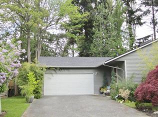 5130 S Garden Loop Rd, Seattle, WA 98118