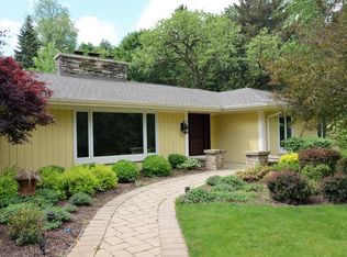 12 Braeburn Ln, Barrington, IL