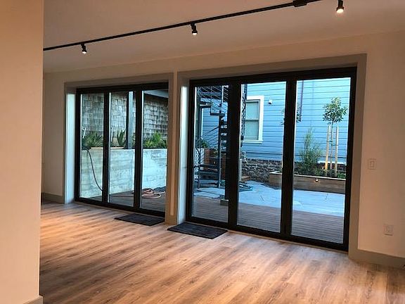 4th image of 1770 Noe St