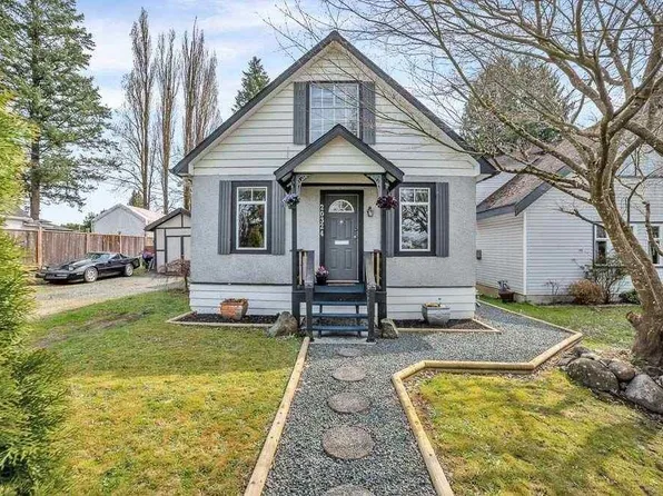 20324 Hampton St, Maple Ridge, BC V2X 1C8