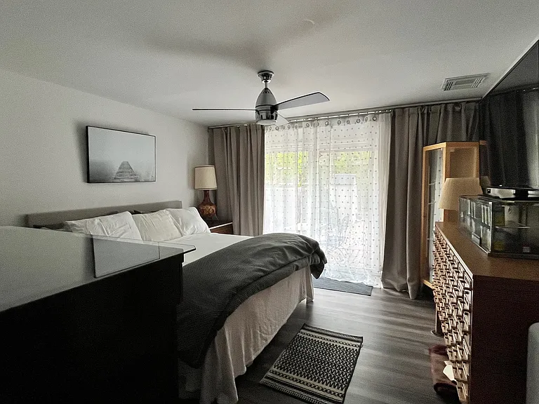Island View Dr E — Photo 15