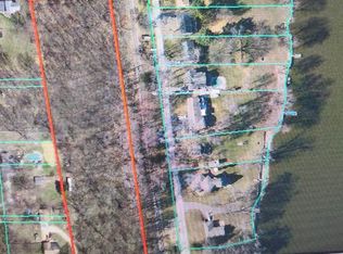 Latham Rd, Rockford, IL 61101