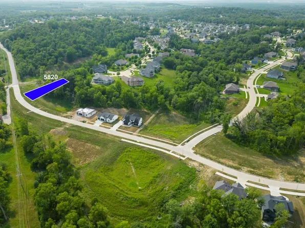 5802-5814 Seminole Valley Trl NE #5808, Cedar Rapids, IA 52411