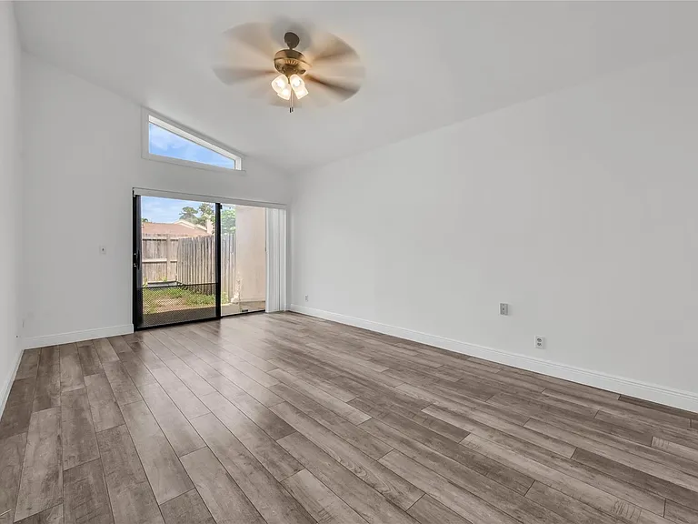 7755 Kenway Pl E — Photo 15