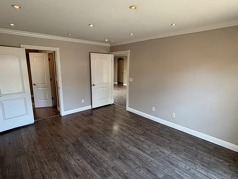 2529 E Bluefield Ave — Photo 12