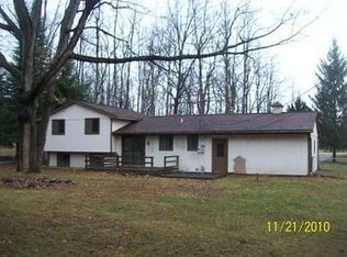 10805 Rattalee Lake Rd, Davisburg, MI 48350