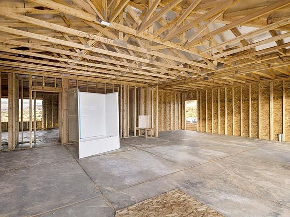2nd image of 1197 E Marlowe Way