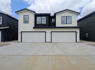 3501 E Renfro St #404, Burleson, TX 76028