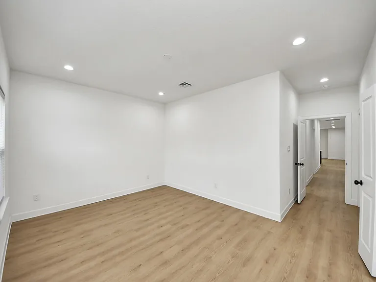 8324 Corinth St — Photo 13