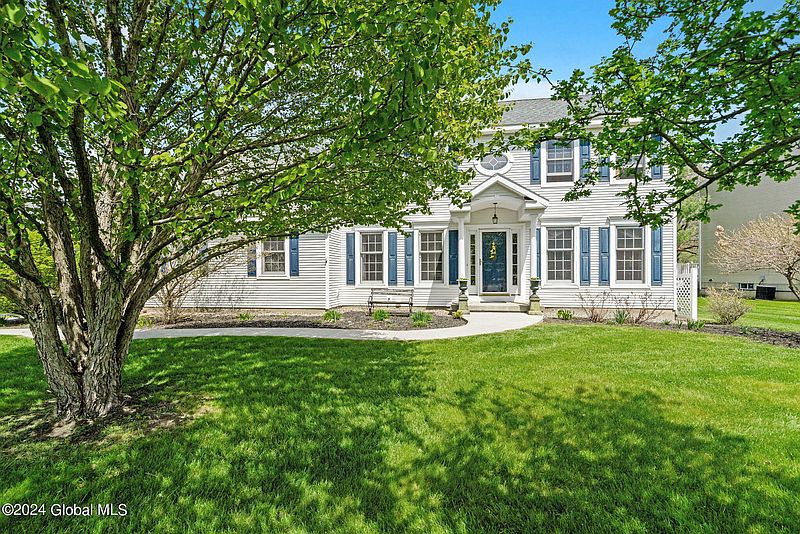 2nd image of 209 Longhouse Lane