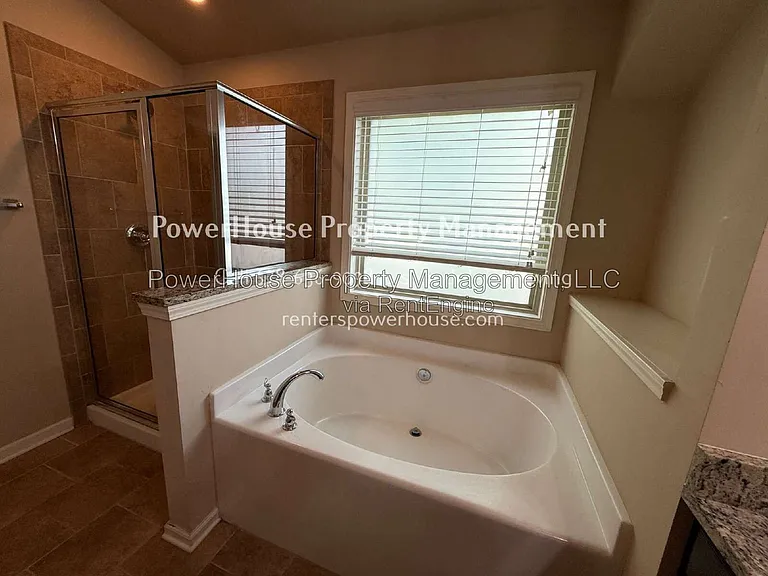 1045 Township Cir — Photo 30