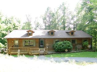 681 Penland Rd, Franklin, NC 28734