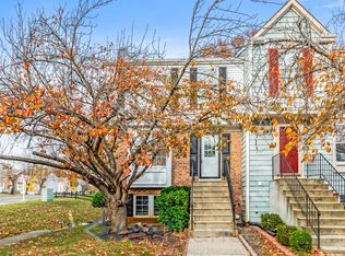 265 Red Jade Dr, Upper Marlboro, MD 20774