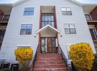94 Keystone Ct, Piscataway, NJ 08817