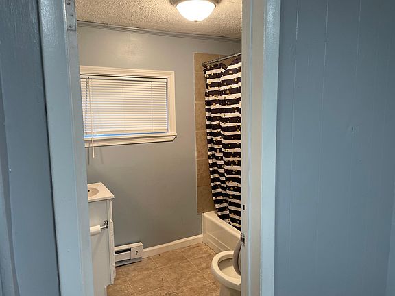 2nd image of 506 E Myrtle Ave #2