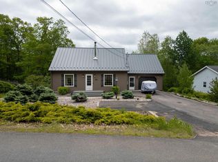 2894 Ward St, Coldbrook, NS B4R1A4