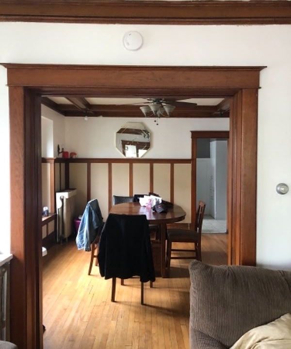 1st image of 907 W South St #1
