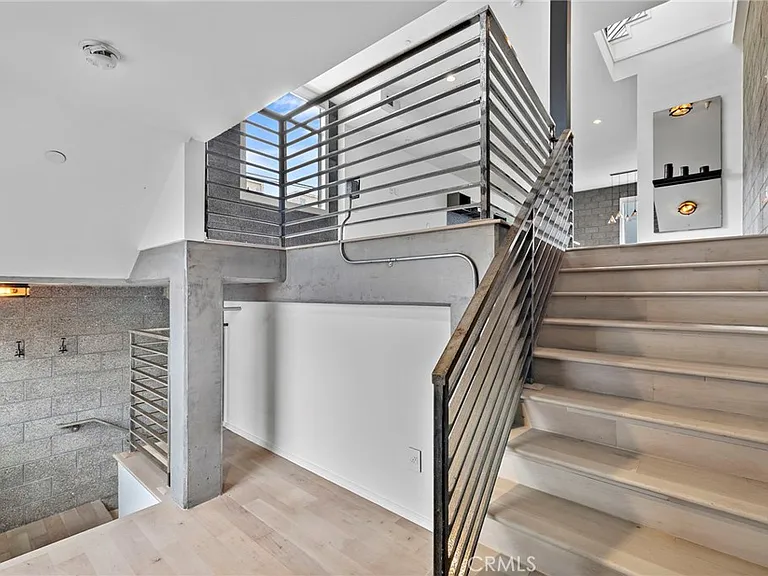 4151 Redwood Ave #106 — Photo 5
