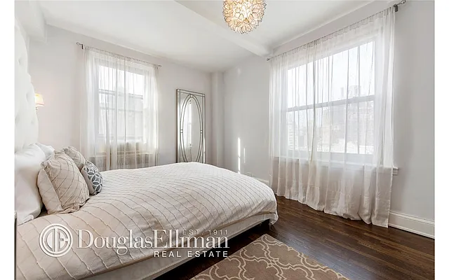 Sold by Douglas Elliman | media 12