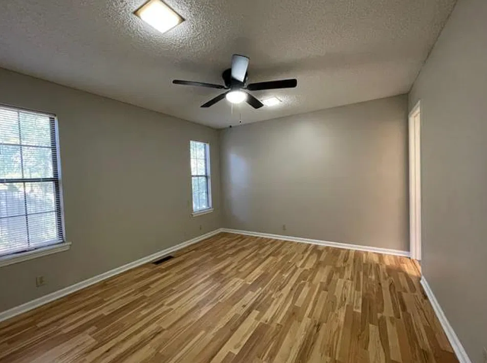 3 bed, 1480 sqft, $1,600 — Photo 4