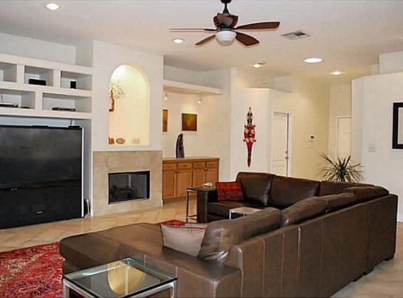 2nd image of 2111 Wheaton Trl
