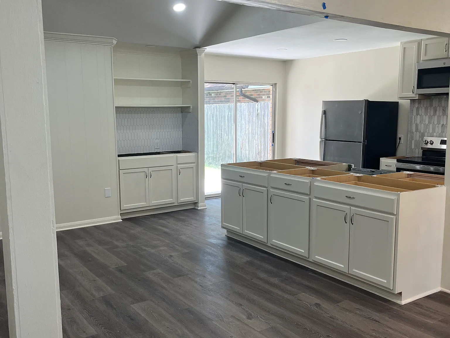 3 bed, 1433 sqft, $1,875 — Photo 4