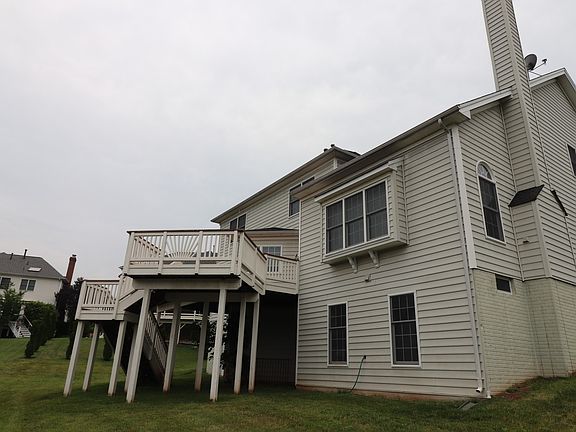3rd image of 5004 Warwick Hills Ct